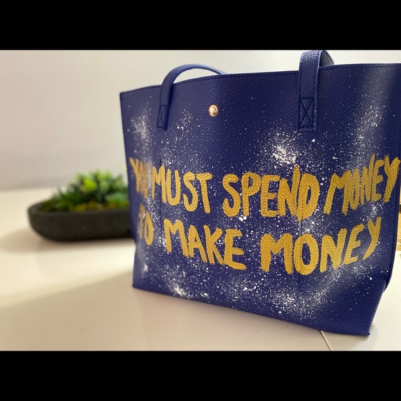 Money Bag Forever in Love - Picture 3 of 4